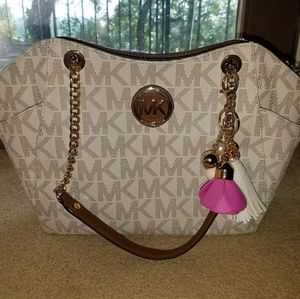 *SOLD*Authentic MK tote bag